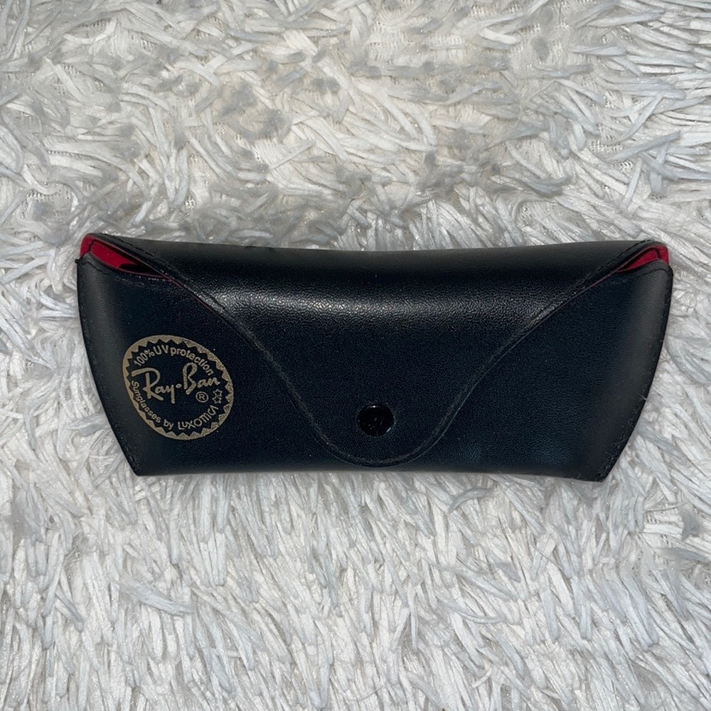 Ray ban sunglasses with case
